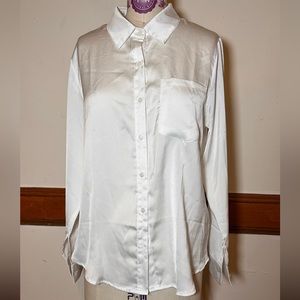 Medium weight silk-like button up blouse